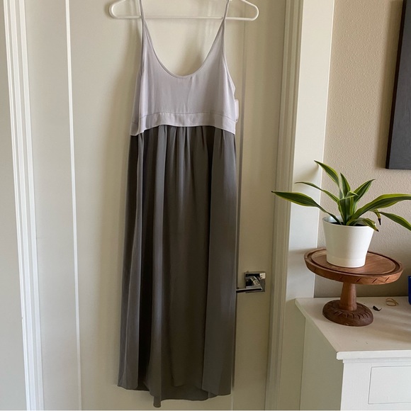 Aritzia Wilfred Bisous dress two toned - Picture 4 of 5